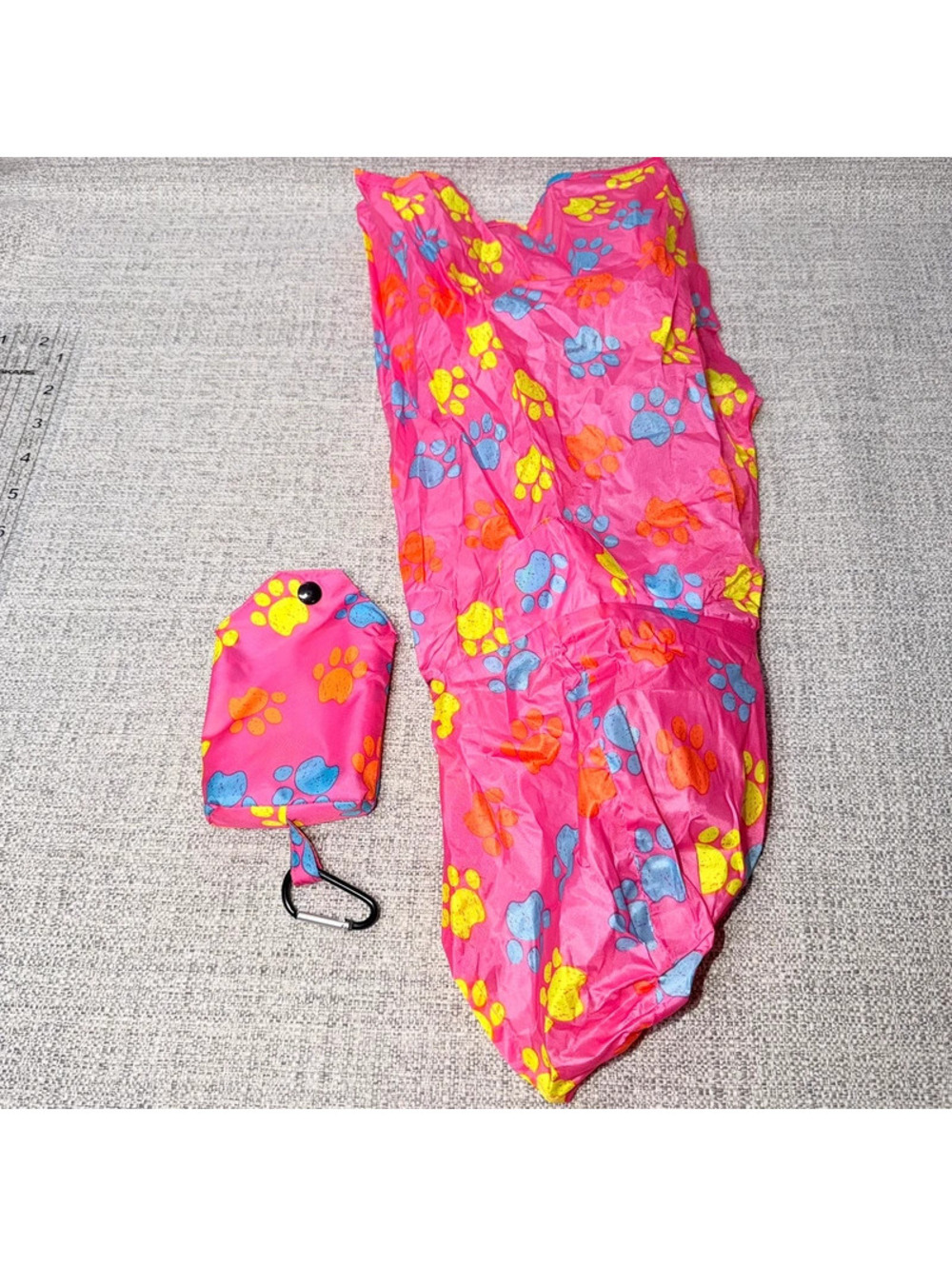 Top Paw Pink Paw Print Dog Raincoat Packable Hooded Jacket Medium w Bag